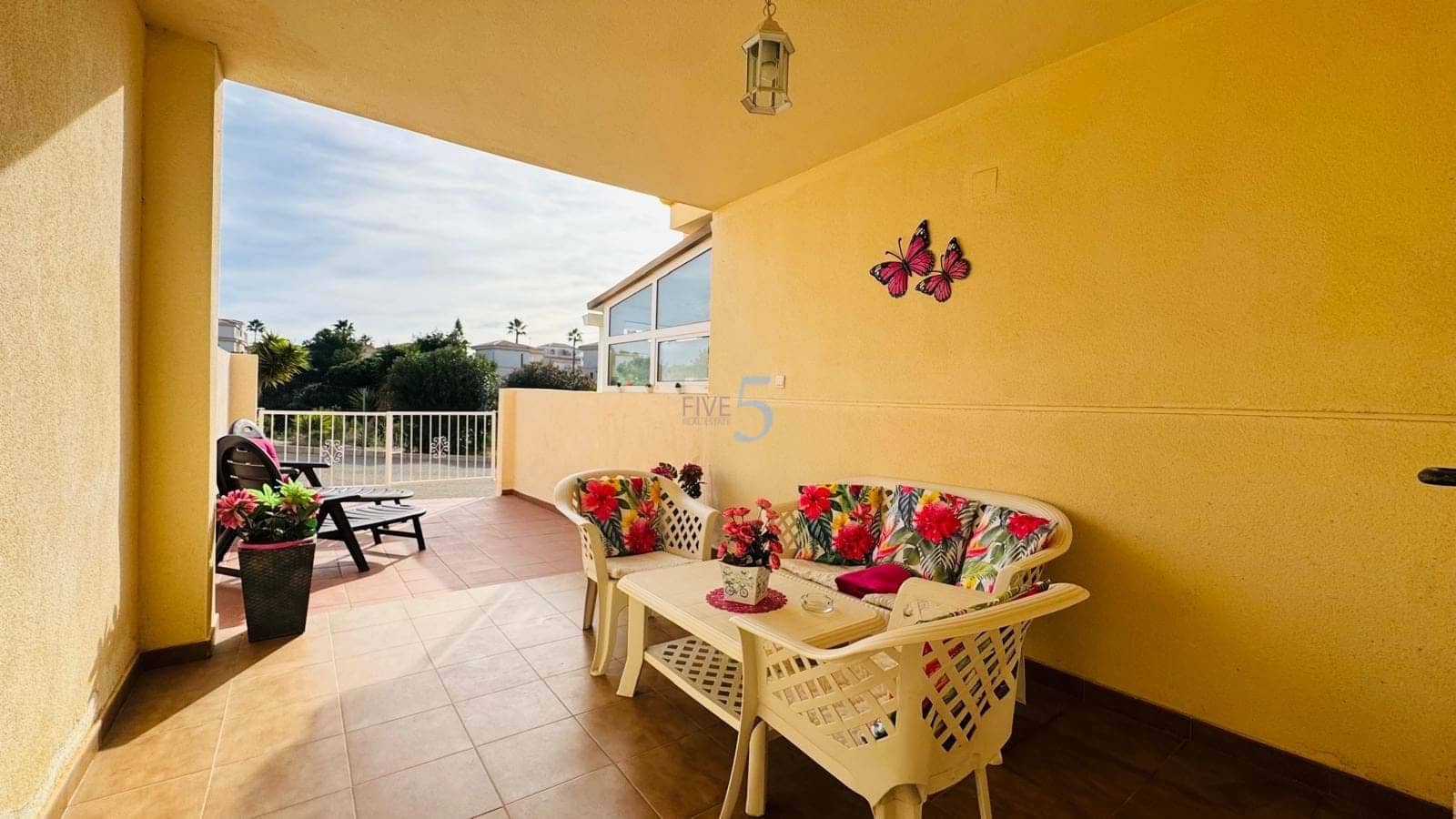 2 bedroom Apartment for sale in Playa Flamenca with pool - € 185,000 (Ref: 9451452)