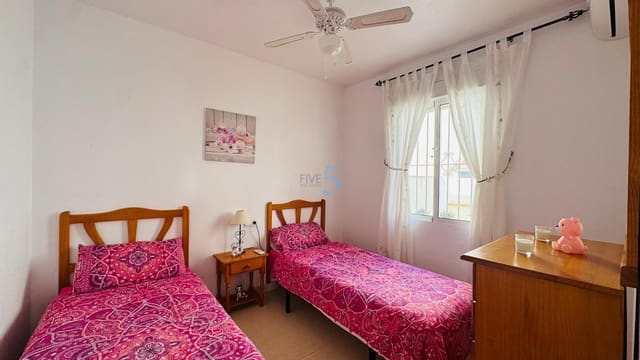 2 soverom Leilighet til salgs i Playa Flamenca, Orihuela med svømmebasseng - € 185 000 (Ref: 9451452)