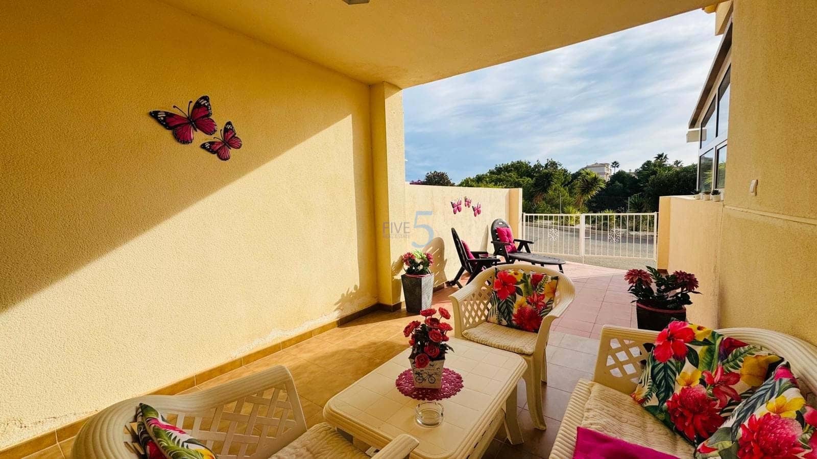 2 bedroom Apartment for sale in Playa Flamenca with pool - € 185,000 (Ref: 9451452)