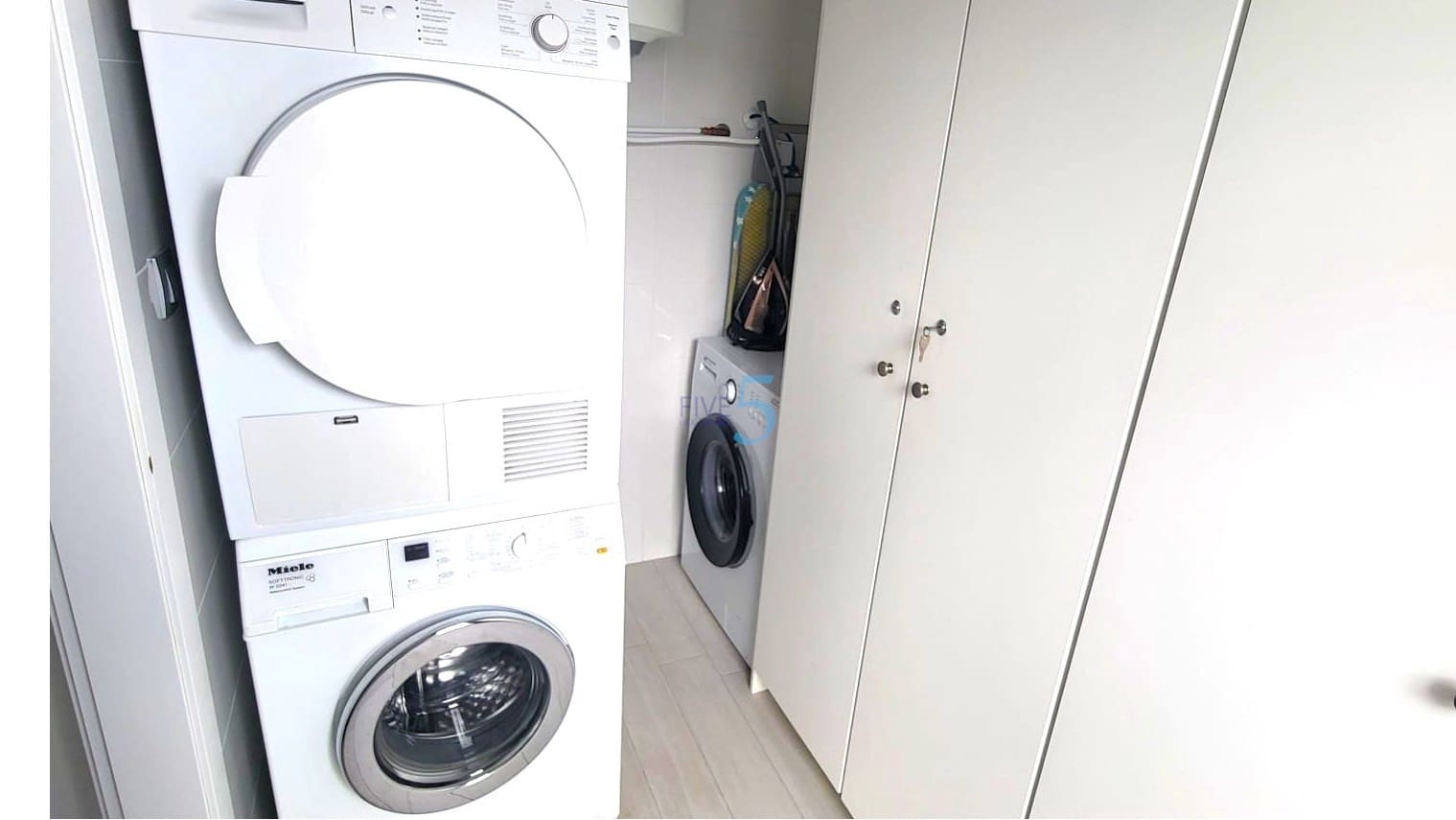 2 bedroom Villa for sale in Daya Vieja with pool - € 345,000 (Ref: 9453444)