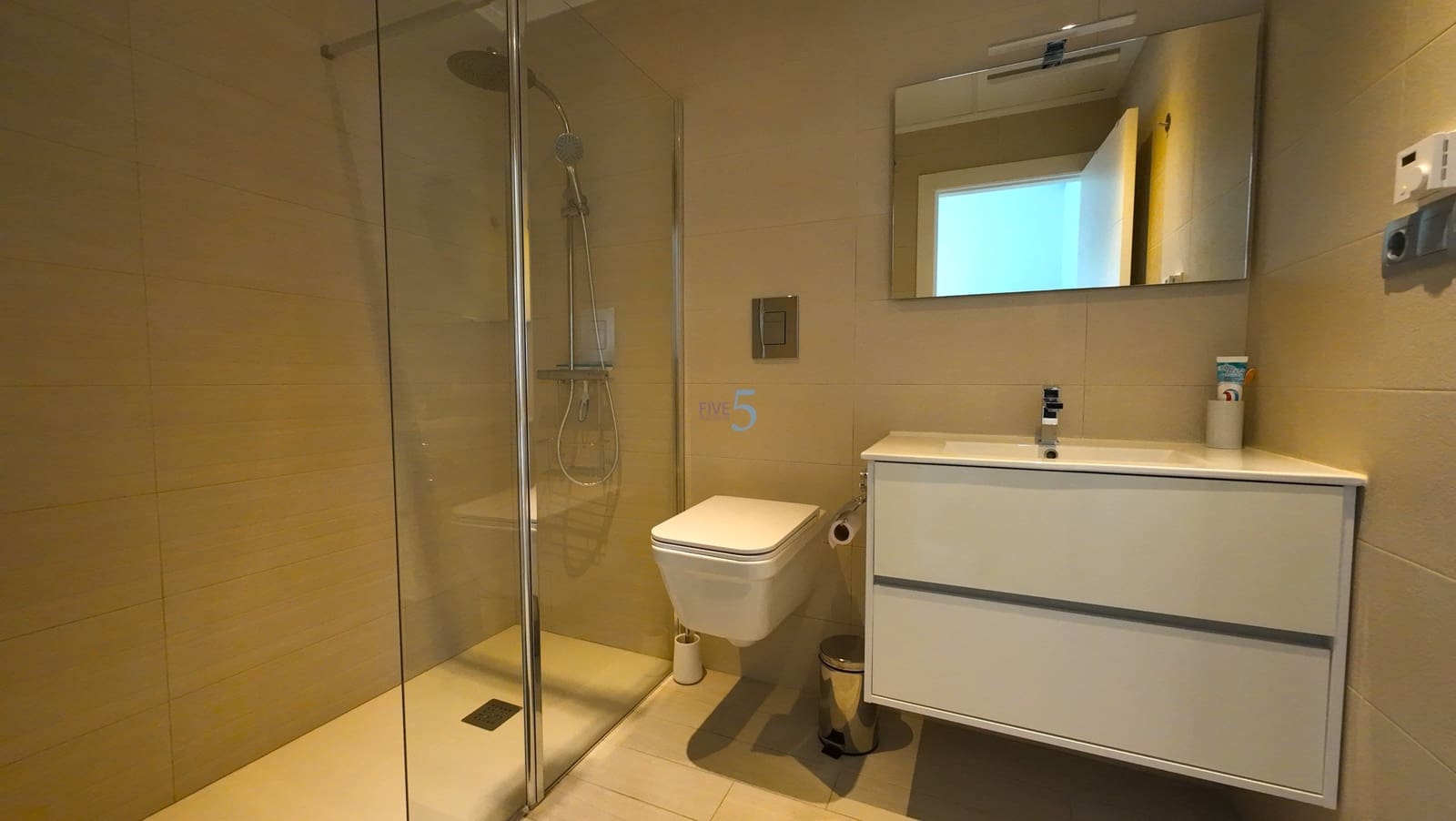 2 bedroom Villa for sale in Daya Vieja with pool - € 345,000 (Ref: 9453444)