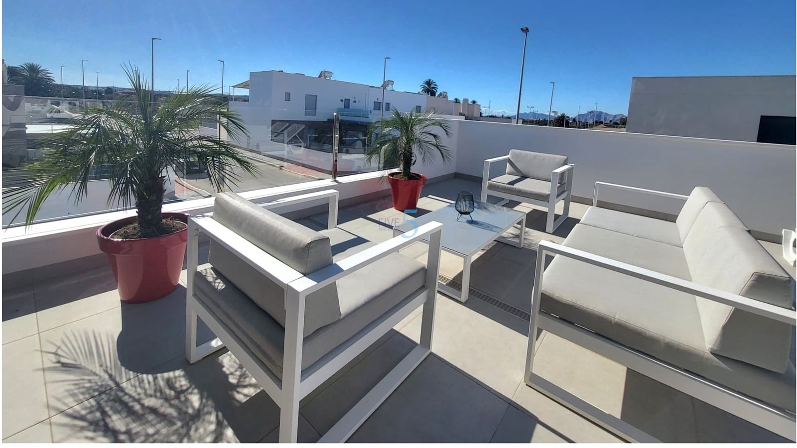 2 bedroom Villa for sale in Daya Vieja with pool - € 345,000 (Ref: 9453444)