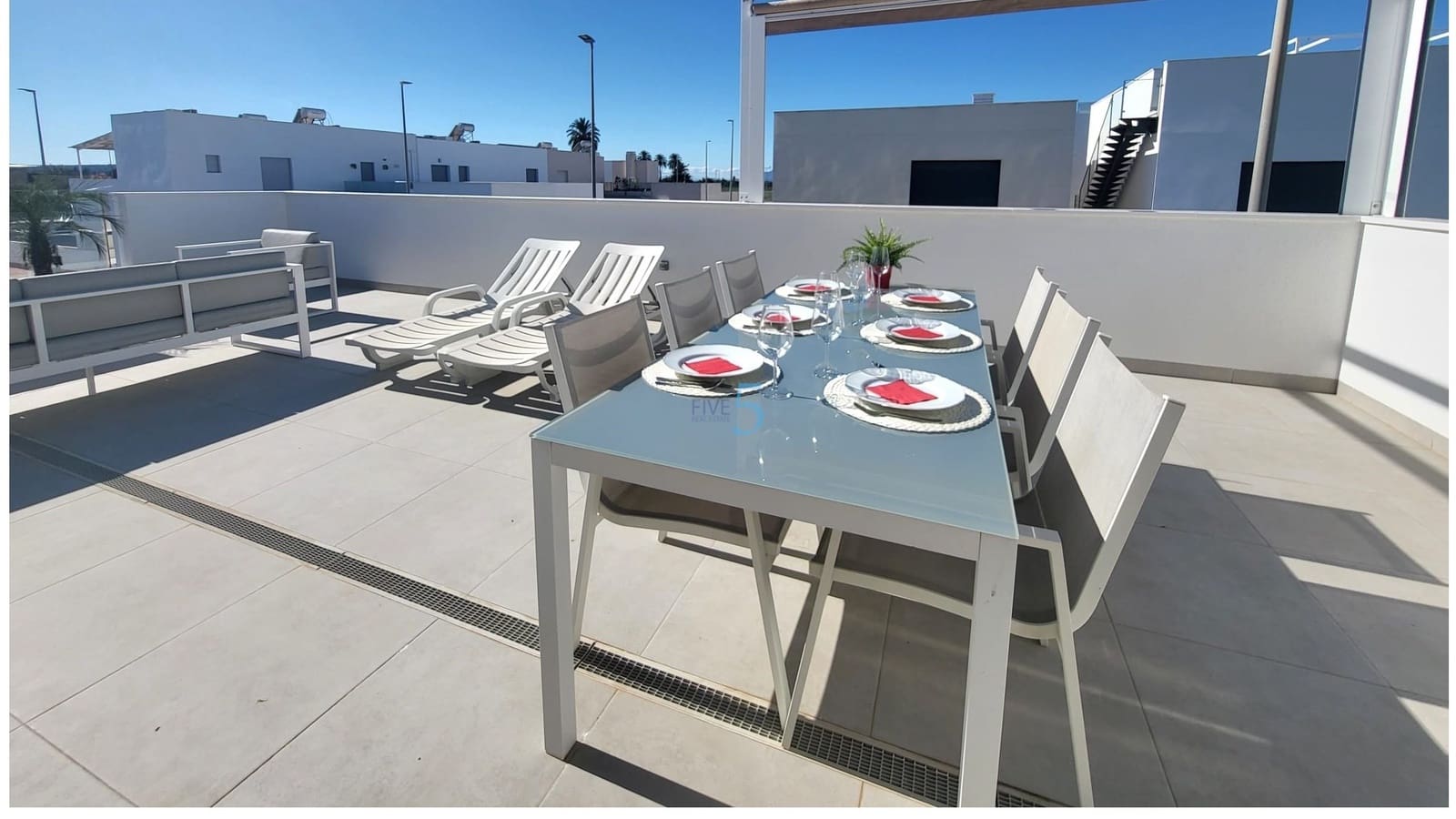 2 bedroom Villa for sale in Daya Vieja with pool - € 345,000 (Ref: 9453444)