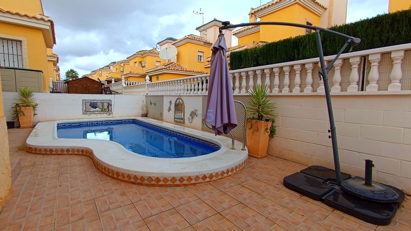 Chalet de 3 habitaciones en Lo Crispin en venta con piscina - 283.500 € (Ref: 9453580)