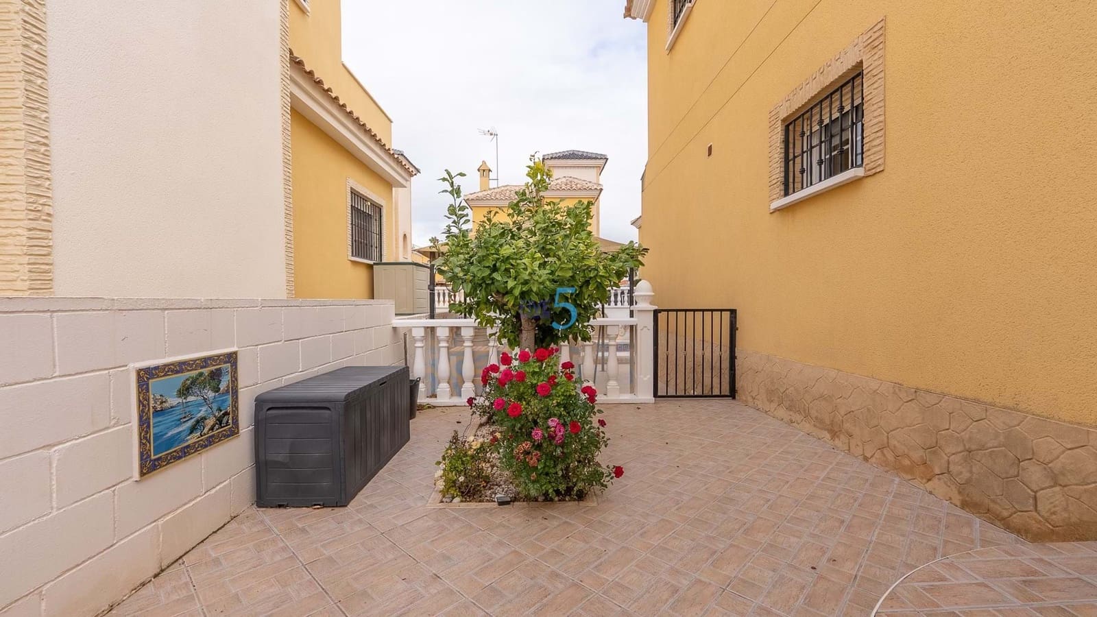 3 soverom Villa til salgs i Lo Crispin med svømmebasseng - € 283 500 (Ref: 9453580)