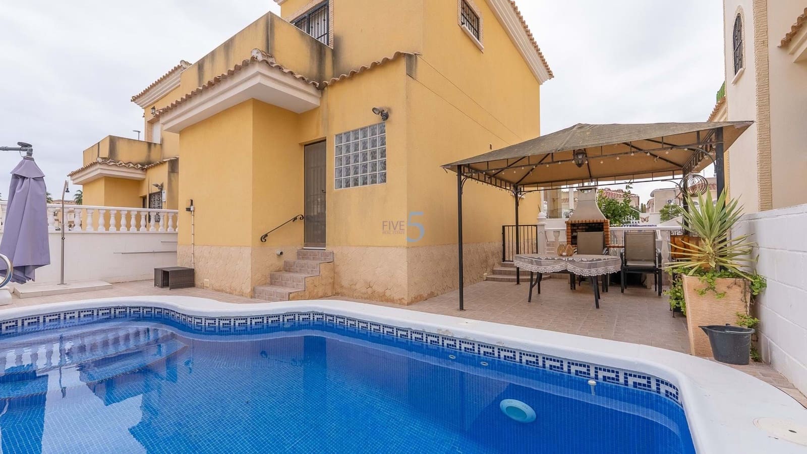 3 soverom Villa til salgs i Lo Crispin med svømmebasseng - € 283 500 (Ref: 9453580)