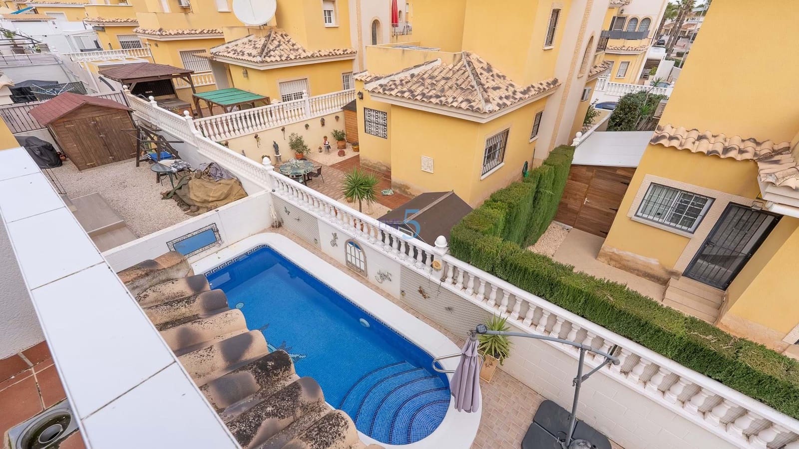 3 soverom Villa til salgs i Lo Crispin med svømmebasseng - € 283 500 (Ref: 9453580)