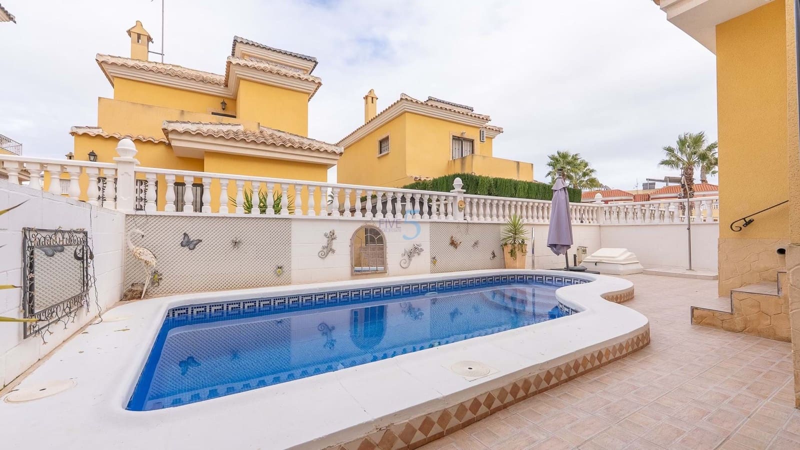 3 soverom Villa til salgs i Lo Crispin med svømmebasseng - € 283 500 (Ref: 9453580)