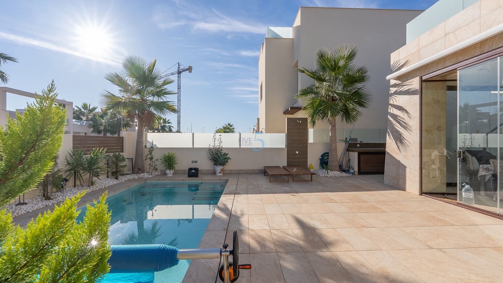 5 quarto Moradia para venda em Benijofar com piscina - 645 000 € (Ref: 9453581)