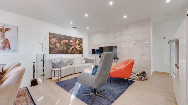 5 Zimmer Villa zu verkaufen in Benijófar mit Pool - 645.000 € (Ref: 9453581)