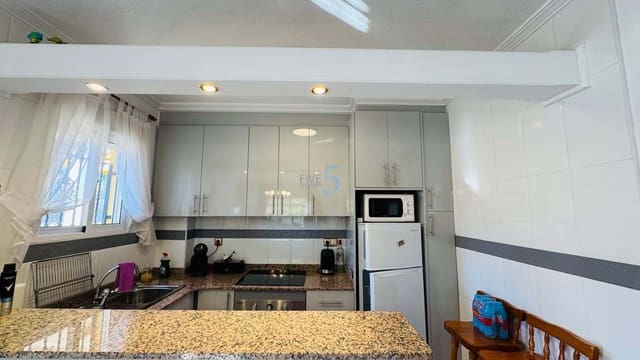 2 soverom Villa til salgs i La Zenia, Orihuela - € 240 000 (Ref: 9453582)