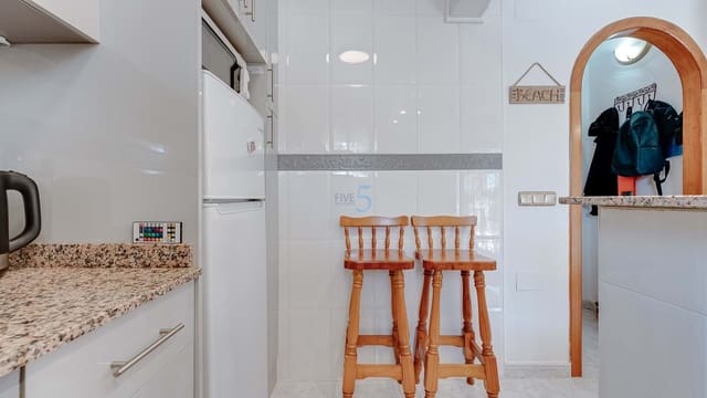 2 bedroom Villa for sale in La Zenia, Orihuela - € 240,000 (Ref: 9453582)