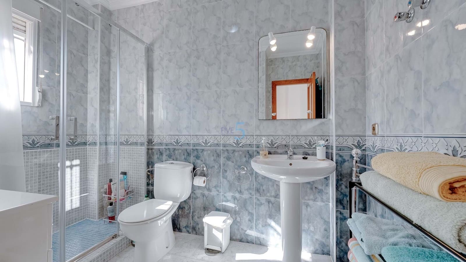 2 bedroom Villa for sale in La Zenia - € 240,000 (Ref: 9453582)