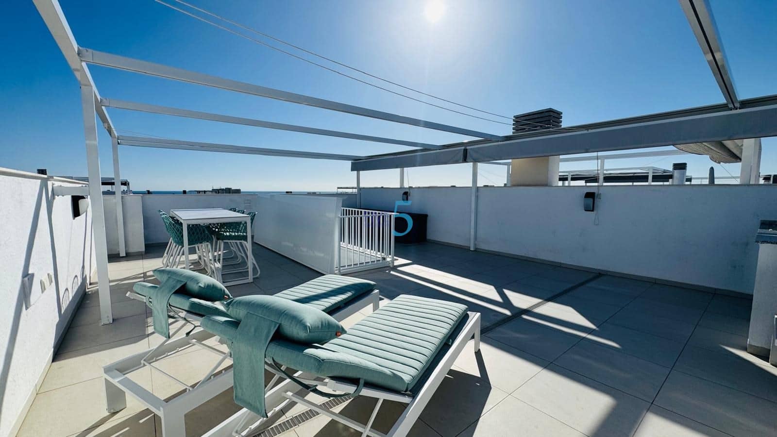 2 bedroom Apartment for sale in Playa Flamenca with pool garage - € 504,000 (Ref: 9459638)