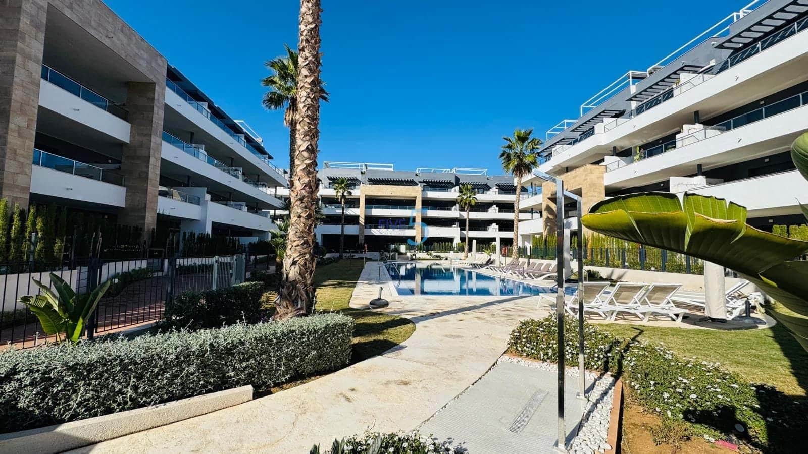 2 bedroom Apartment for sale in Playa Flamenca with pool garage - € 504,000 (Ref: 9459638)