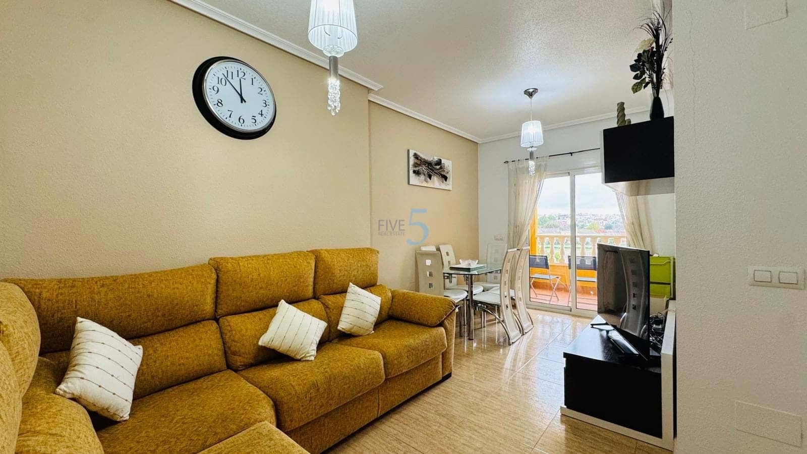 Apartamento de 2 habitaciones en Formentera del Segura en venta con piscina - 109.000 € (Ref: 9459639)