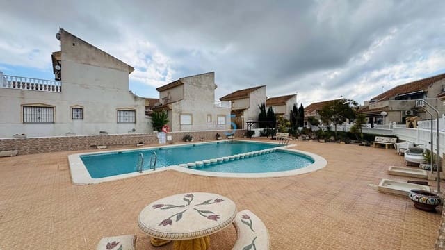 Casa de 3 habitaciones en Ciudad Quesada, Rojales en venta con piscina garaje - 184.000 € (Ref: 9460751)