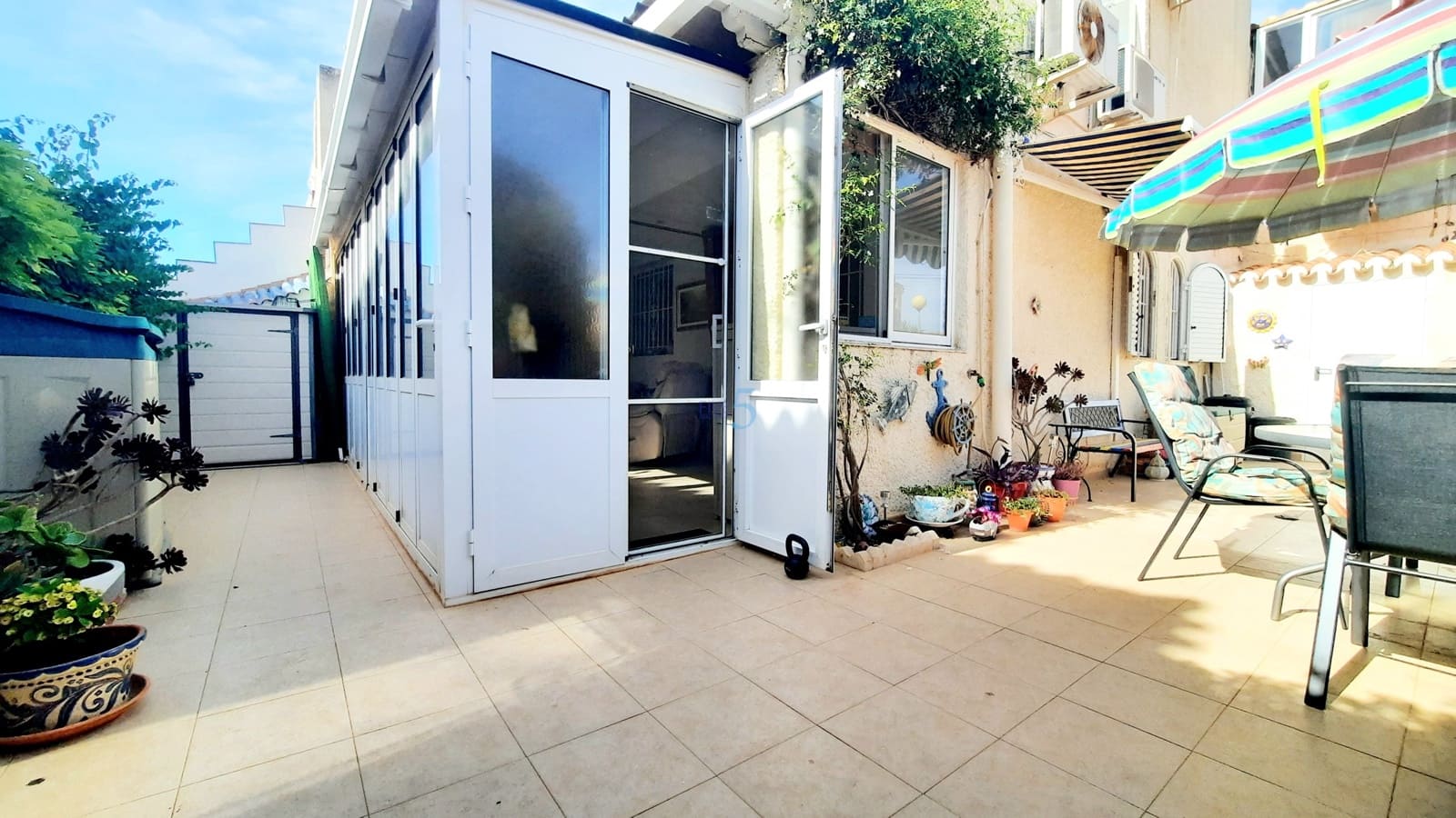 Casa de 2 habitaciones en Los Urrutias en venta con piscina - 158.000 € (Ref: 9464931)