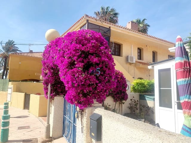 2 soveværelse Byhus til salg i Los Urrutias, Cartagena med swimmingpool - € 158.000 (Ref: 9464931)