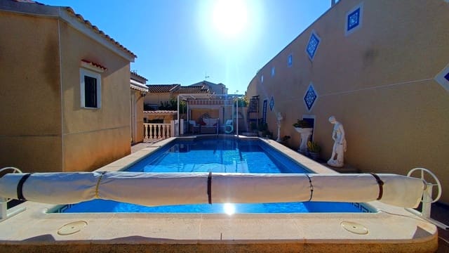 3 makuuhuone Huvila myytävänä paikassa San Fulgencio mukana uima-altaan - 259 995 € (Ref: 9469020)