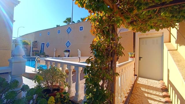 3 makuuhuone Huvila myytävänä paikassa San Fulgencio mukana uima-altaan - 259 995 € (Ref: 9469020)