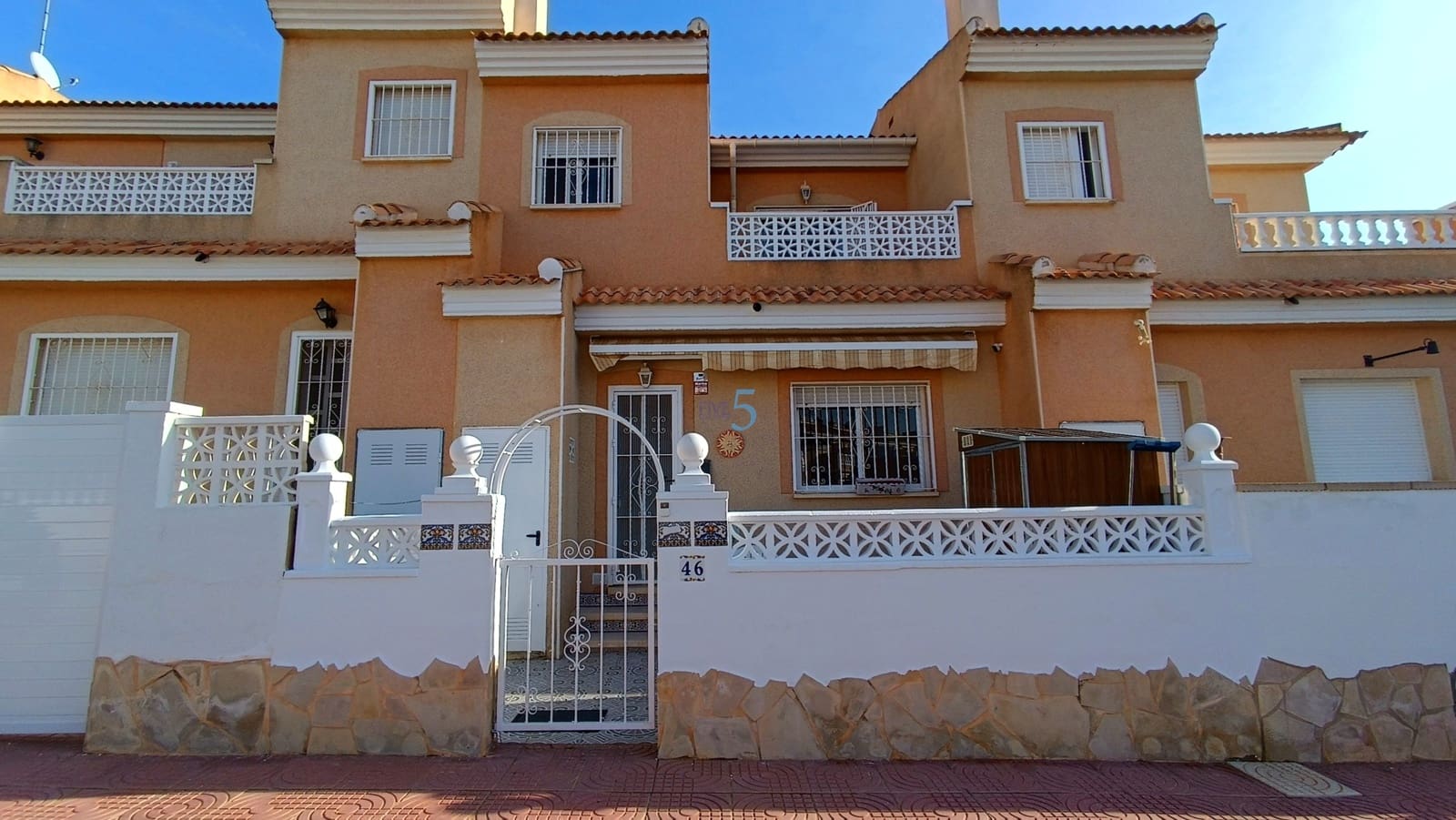 2 Zimmer Haus zu verkaufen in Ciudad Quesada mit Pool - 235.000 € (Ref: 9470007)