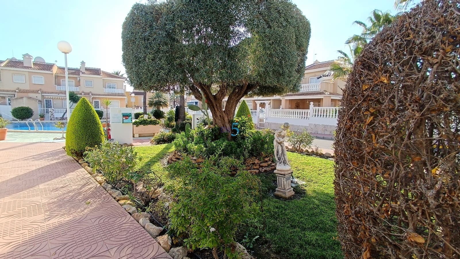 2 Zimmer Haus zu verkaufen in Ciudad Quesada mit Pool - 235.000 € (Ref: 9470007)