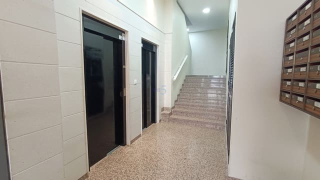 2 quarto Apartamento para venda em Los Montesinos com piscina - 95 000 € (Ref: 9470705)