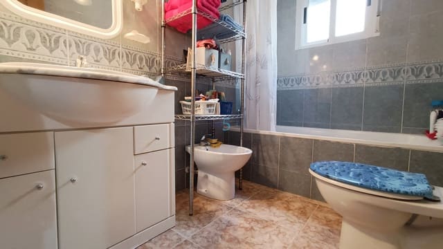 2 quarto Apartamento para venda em Los Montesinos com piscina - 95 000 € (Ref: 9470705)