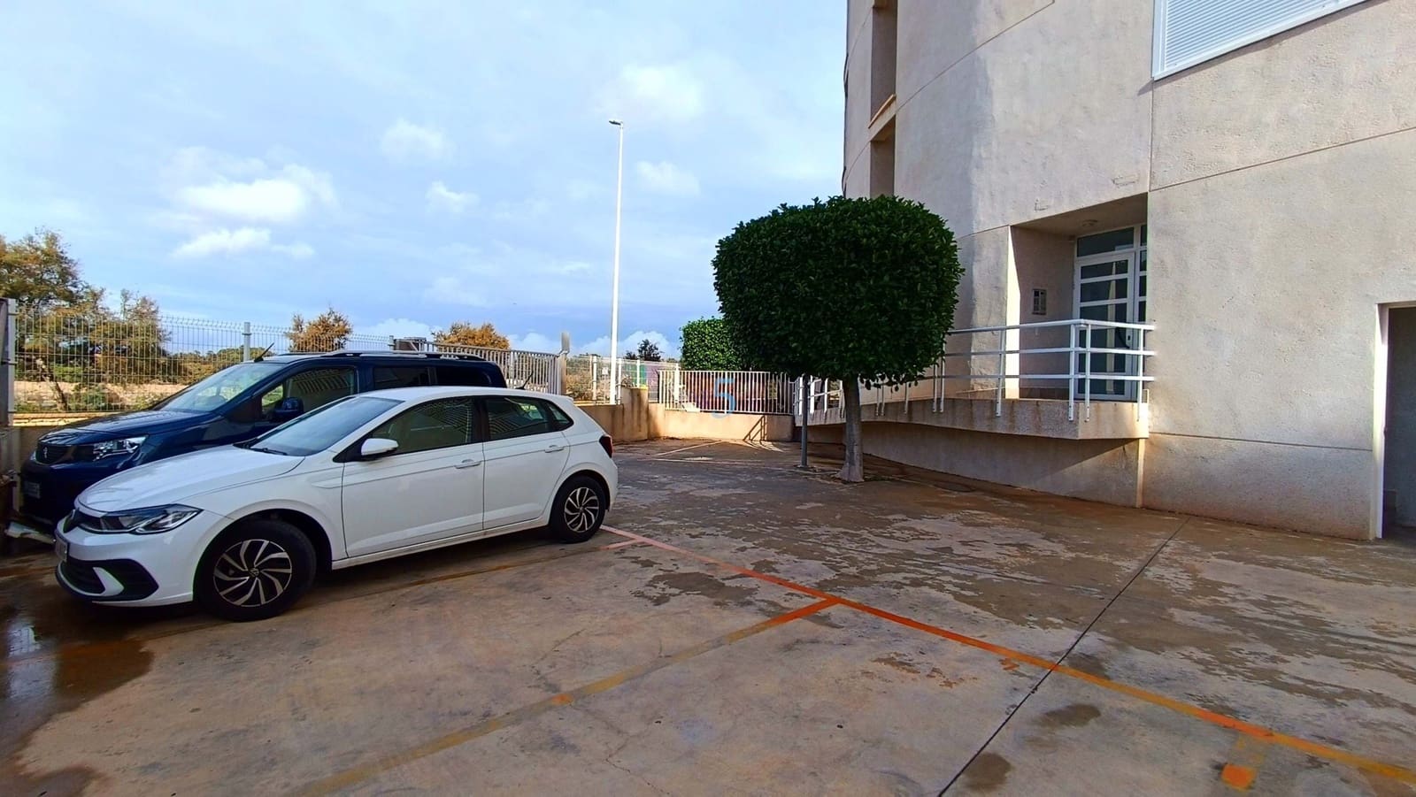 2 makuuhuone Huoneisto myytävänä paikassa Guardamar del Segura mukana uima-altaan 
autotalli - 150 000 € (Ref: 9471297)