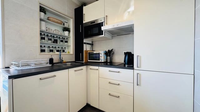 1 soveværelse Lejlighed til salg i Punta Prima, Orihuela med swimmingpool - € 129.900 (Ref: 9471664)