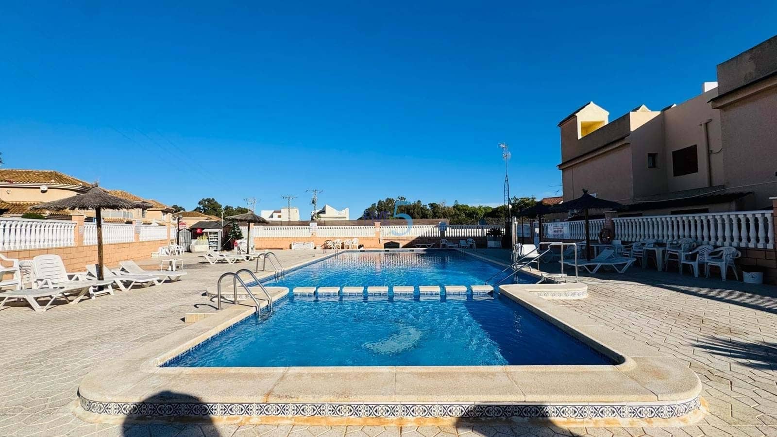 1 soveværelse Lejlighed til salg i Orihuela Costa med swimmingpool - € 129.900 (Ref: 9471664)