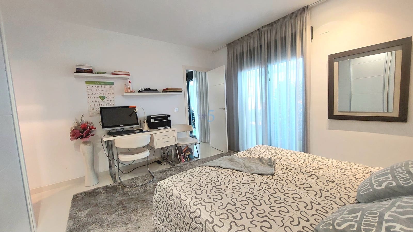2 quarto Apartamento para venda em Torrevieja com piscina - 299 950 € (Ref: 9480714)