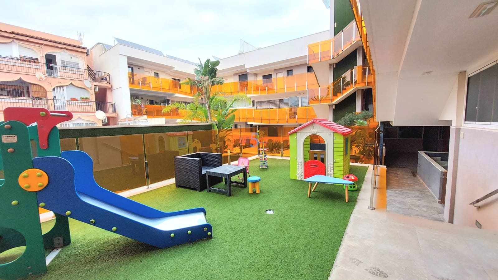 2 quarto Apartamento para venda em Torrevieja com piscina - 299 950 € (Ref: 9480714)