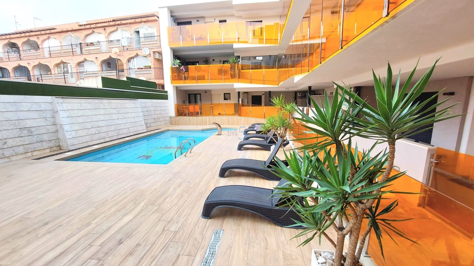 2 quarto Apartamento para venda em Torrevieja com piscina - 299 950 € (Ref: 9480714)