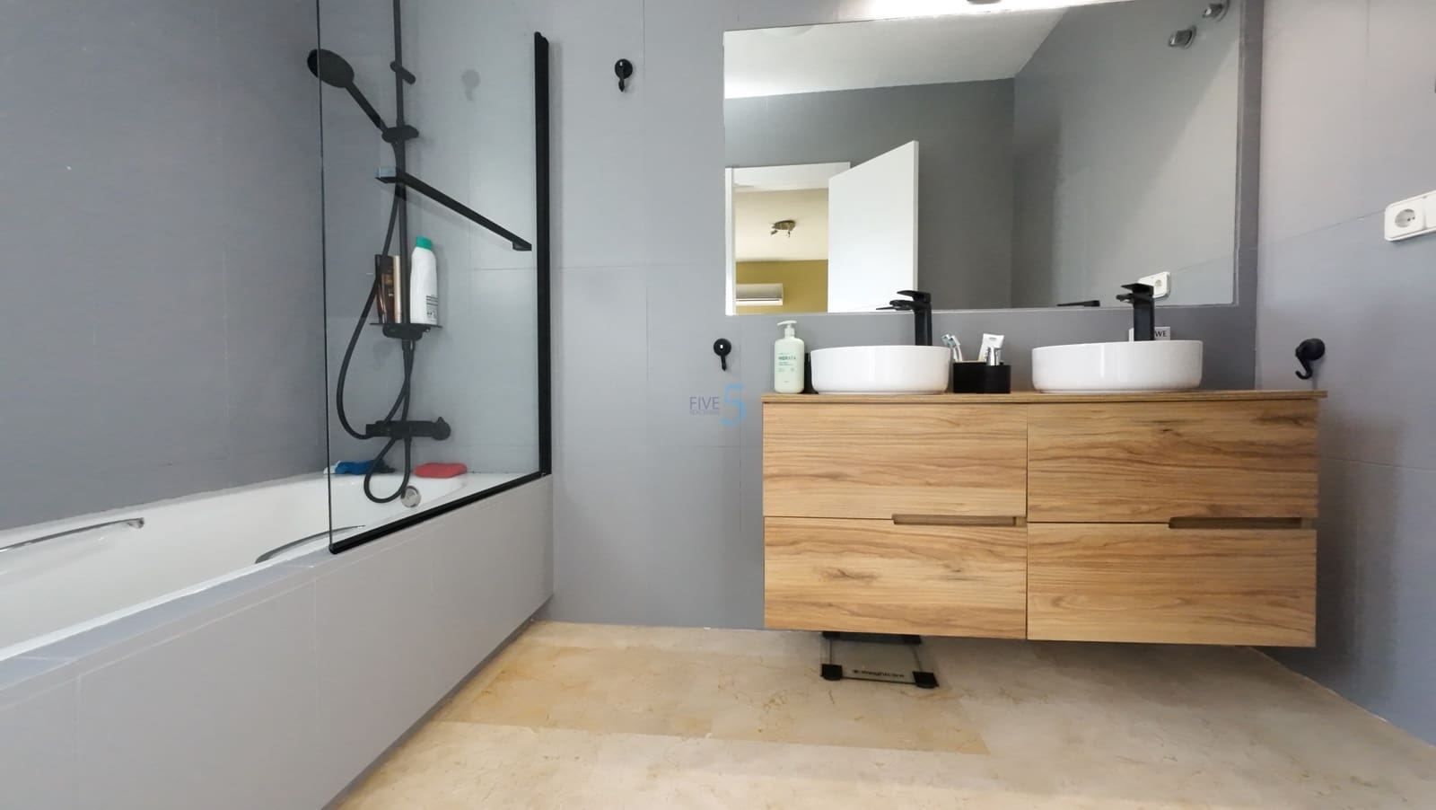 3 bedroom Villa for sale in San Miguel de Salinas with pool garage - € 405,000 (Ref: 9482215)