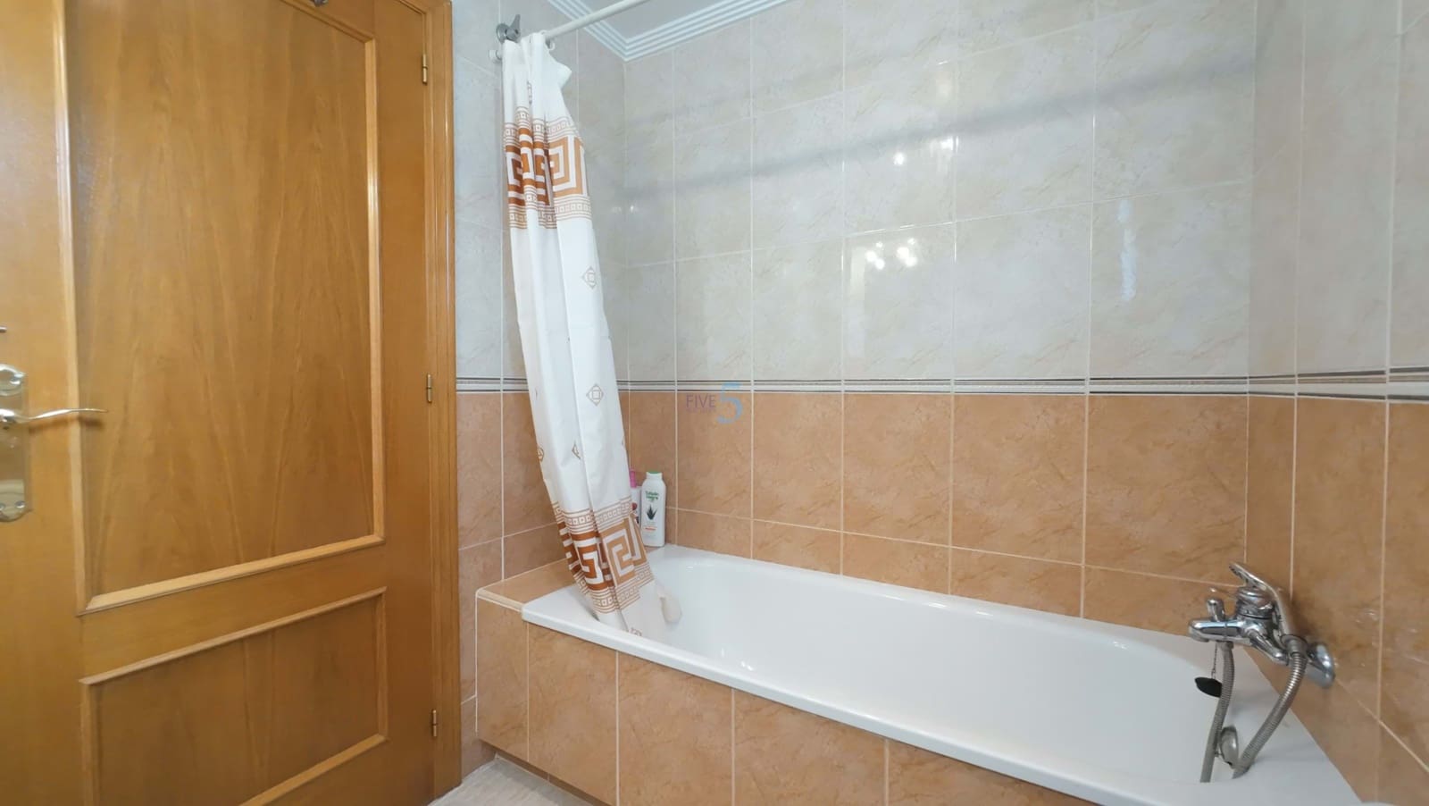 3 slaapkamer Appartement te koop in Torrevieja met garage - € 265.000 (Ref: 9483943)