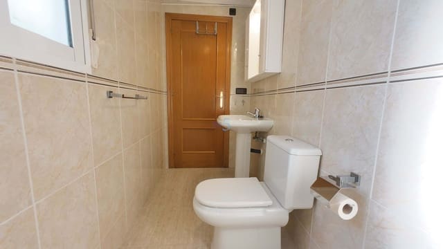 3 slaapkamer Appartement te koop in Torrevieja met garage - € 265.000 (Ref: 9483943)