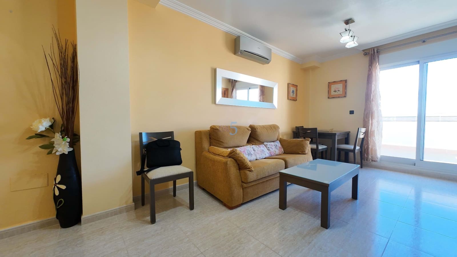 3 slaapkamer Appartement te koop in Torrevieja met garage - € 265.000 (Ref: 9483943)