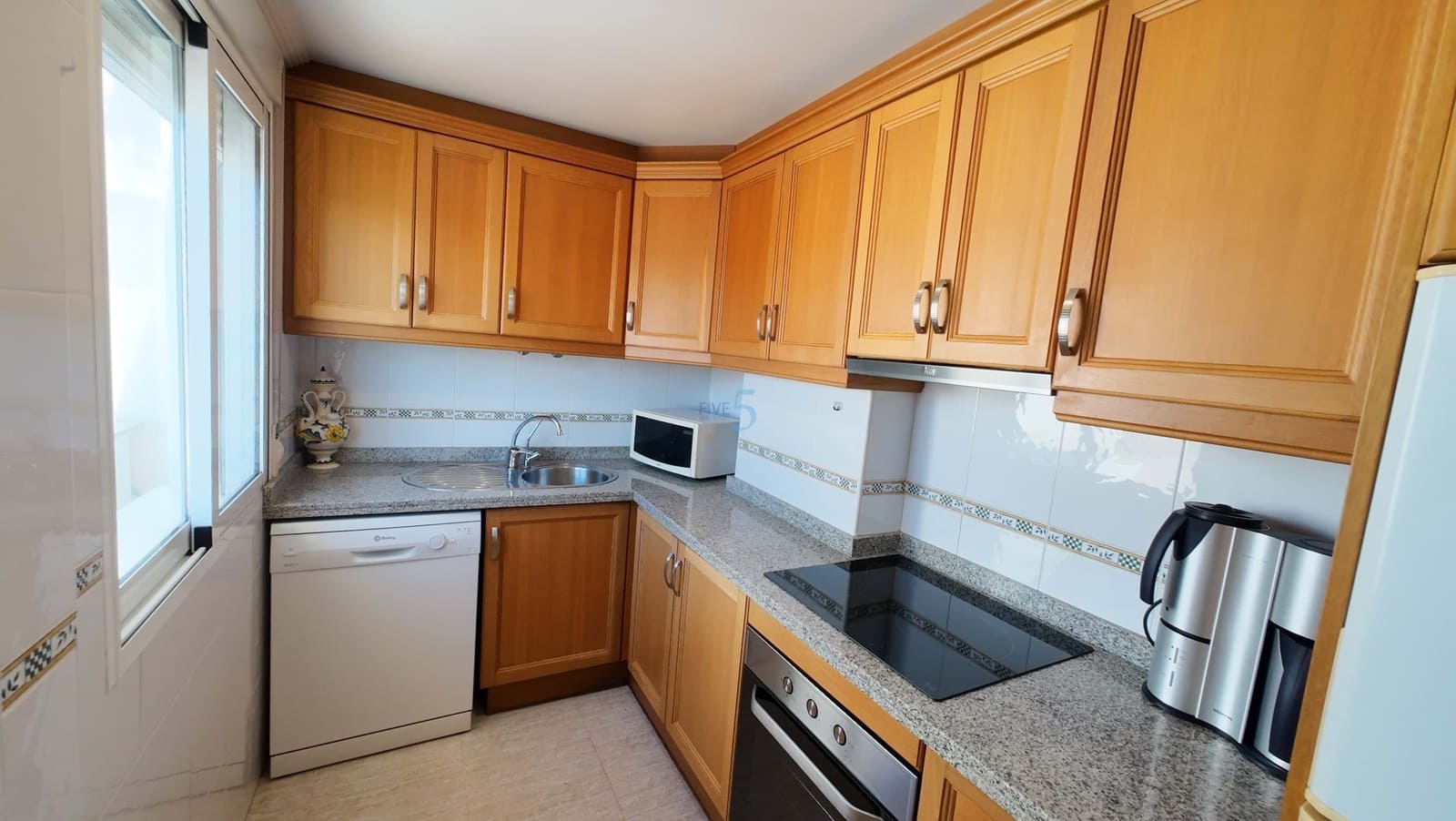 3 slaapkamer Appartement te koop in Torrevieja met garage - € 265.000 (Ref: 9483943)