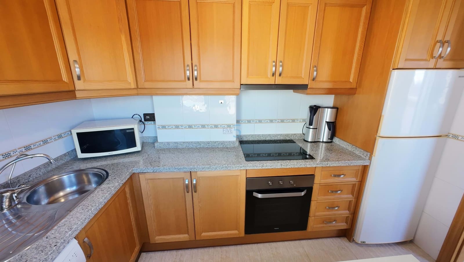 3 slaapkamer Appartement te koop in Torrevieja met garage - € 265.000 (Ref: 9483943)