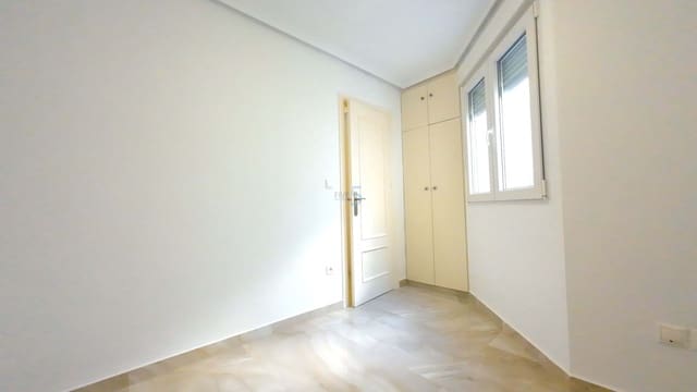 2 chambre Appartement à vendre à Torrevieja avec garage - 198 900 € (Ref: 9483944)