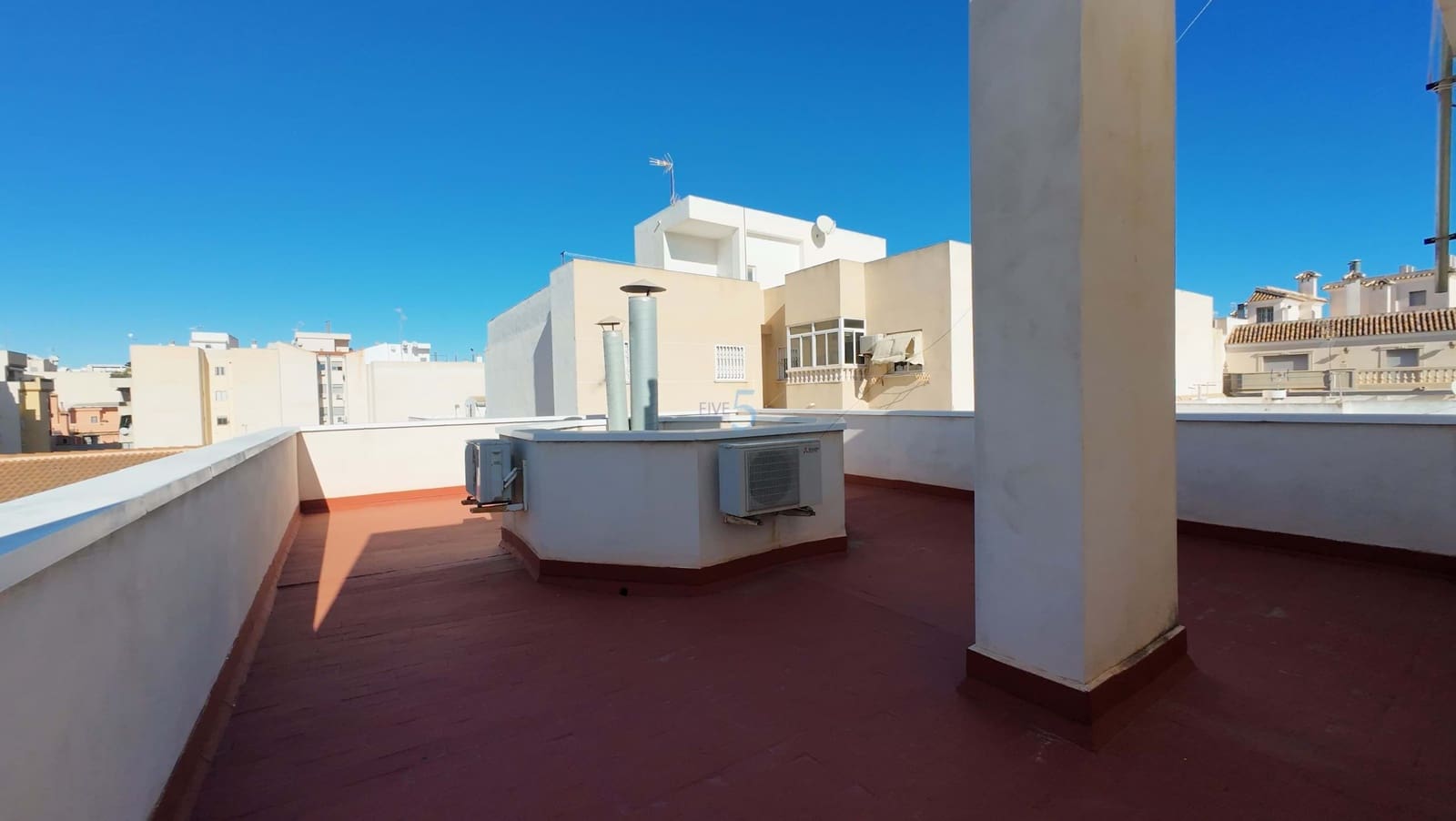 2 Zimmer Apartment zu verkaufen in Torrevieja mit Garage - 198.900 € (Ref: 9483944)