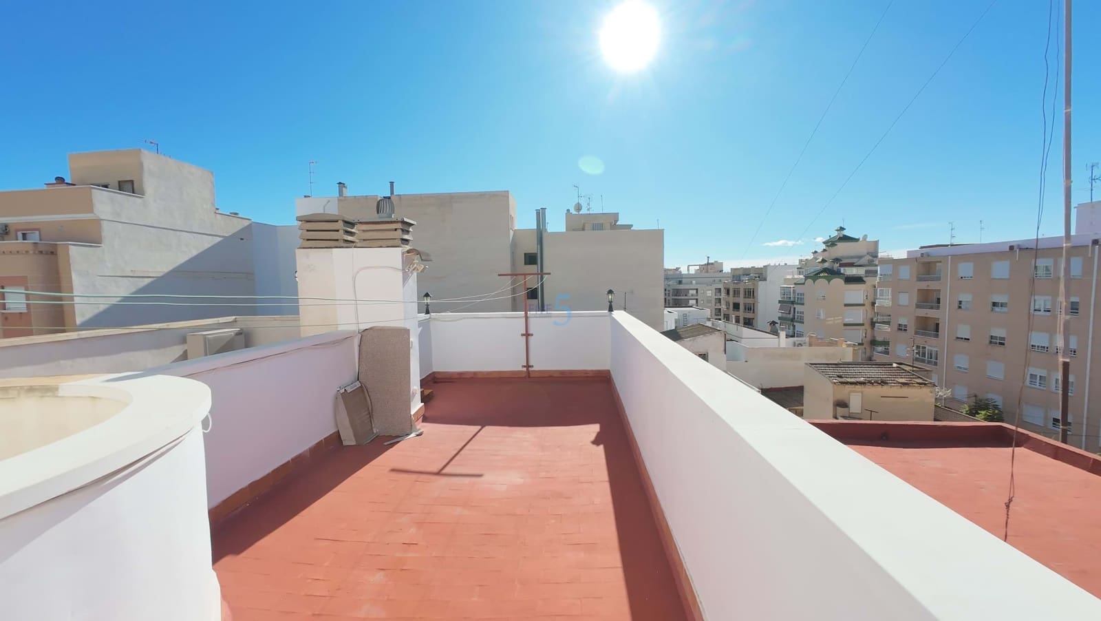 2 Zimmer Apartment zu verkaufen in Torrevieja mit Garage - 198.900 € (Ref: 9483944)