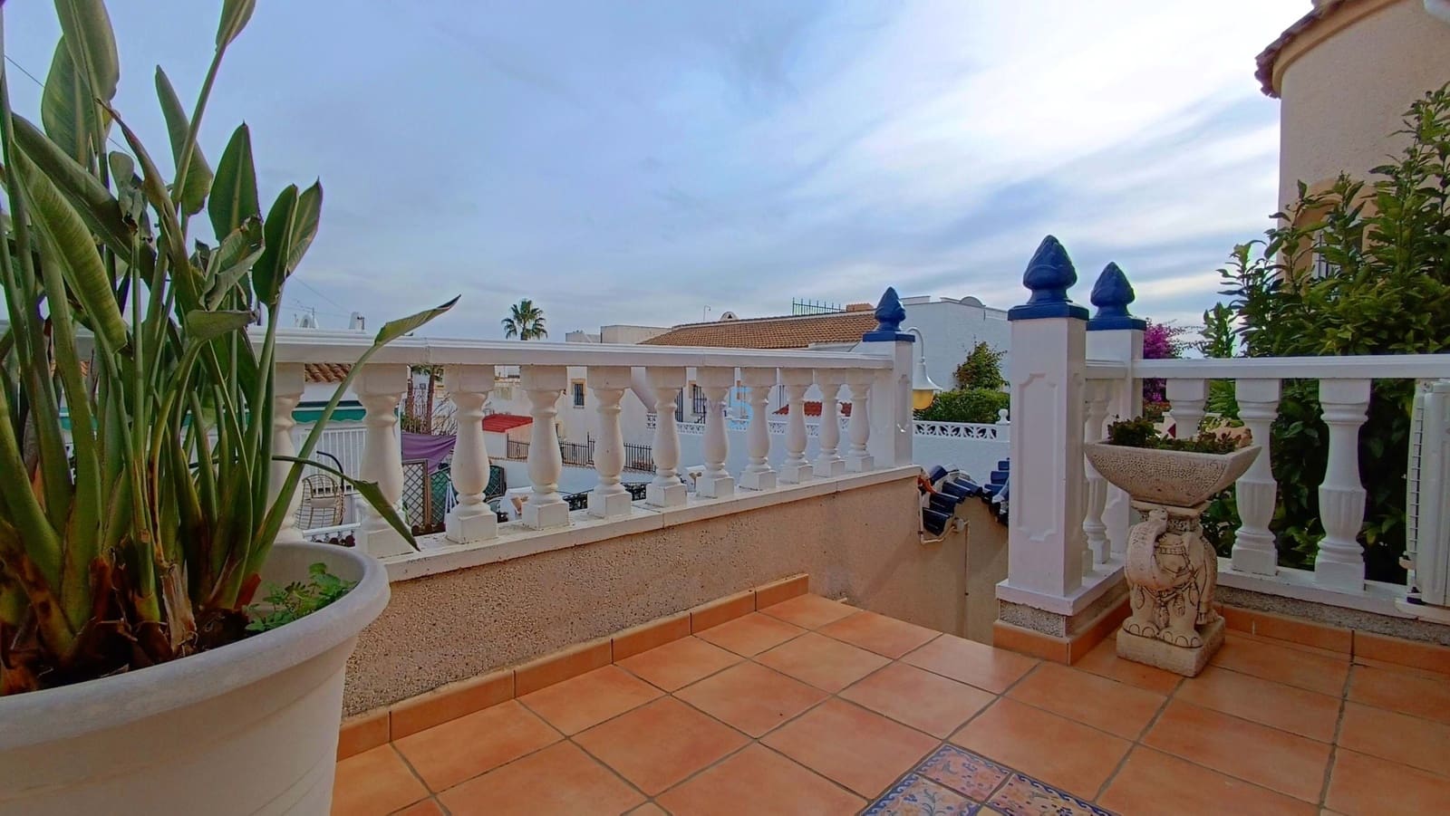 2 makuuhuone Huvila myytävänä paikassa Ciudad Quesada mukana uima-altaan - 165 000 € (Ref: 9484067)