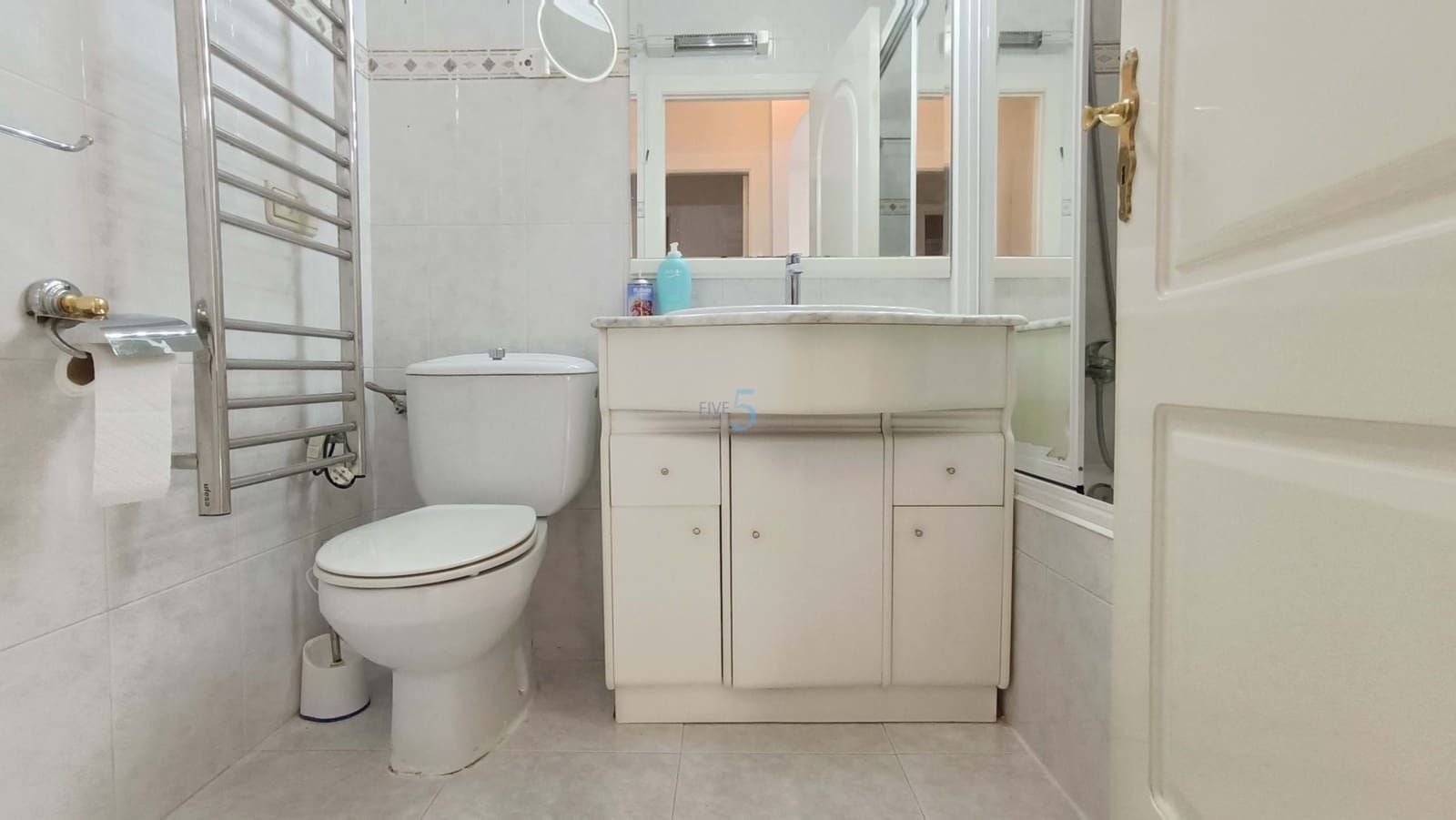 2 makuuhuone Huvila myytävänä paikassa Ciudad Quesada mukana uima-altaan - 165 000 € (Ref: 9484067)