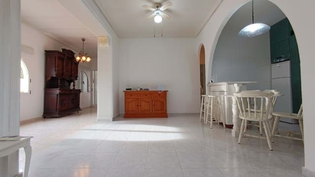 2 makuuhuone Huvila myytävänä paikassa Ciudad Quesada, Rojales mukana uima-altaan - 165 000 € (Ref: 9484067)