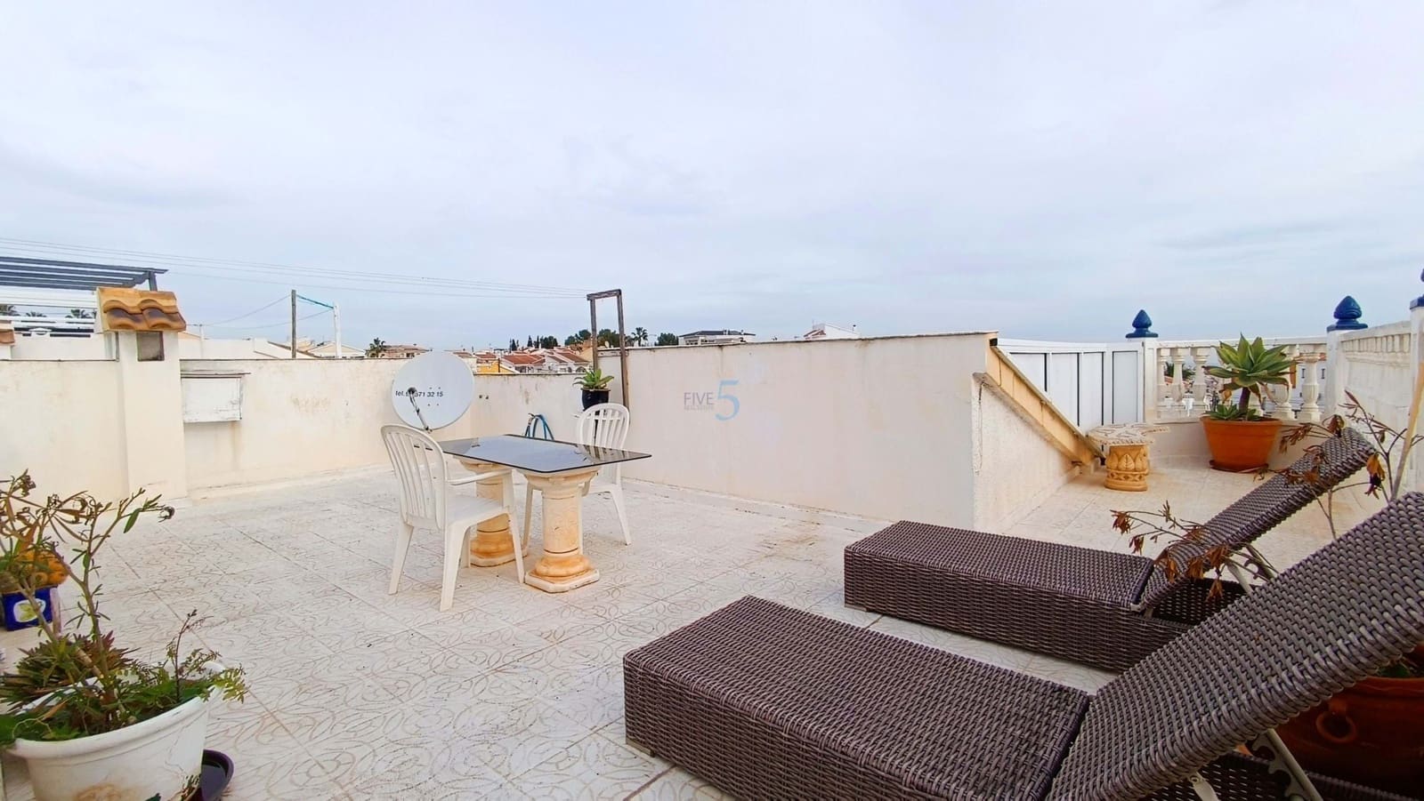 2 makuuhuone Huvila myytävänä paikassa Ciudad Quesada mukana uima-altaan - 165 000 € (Ref: 9484067)