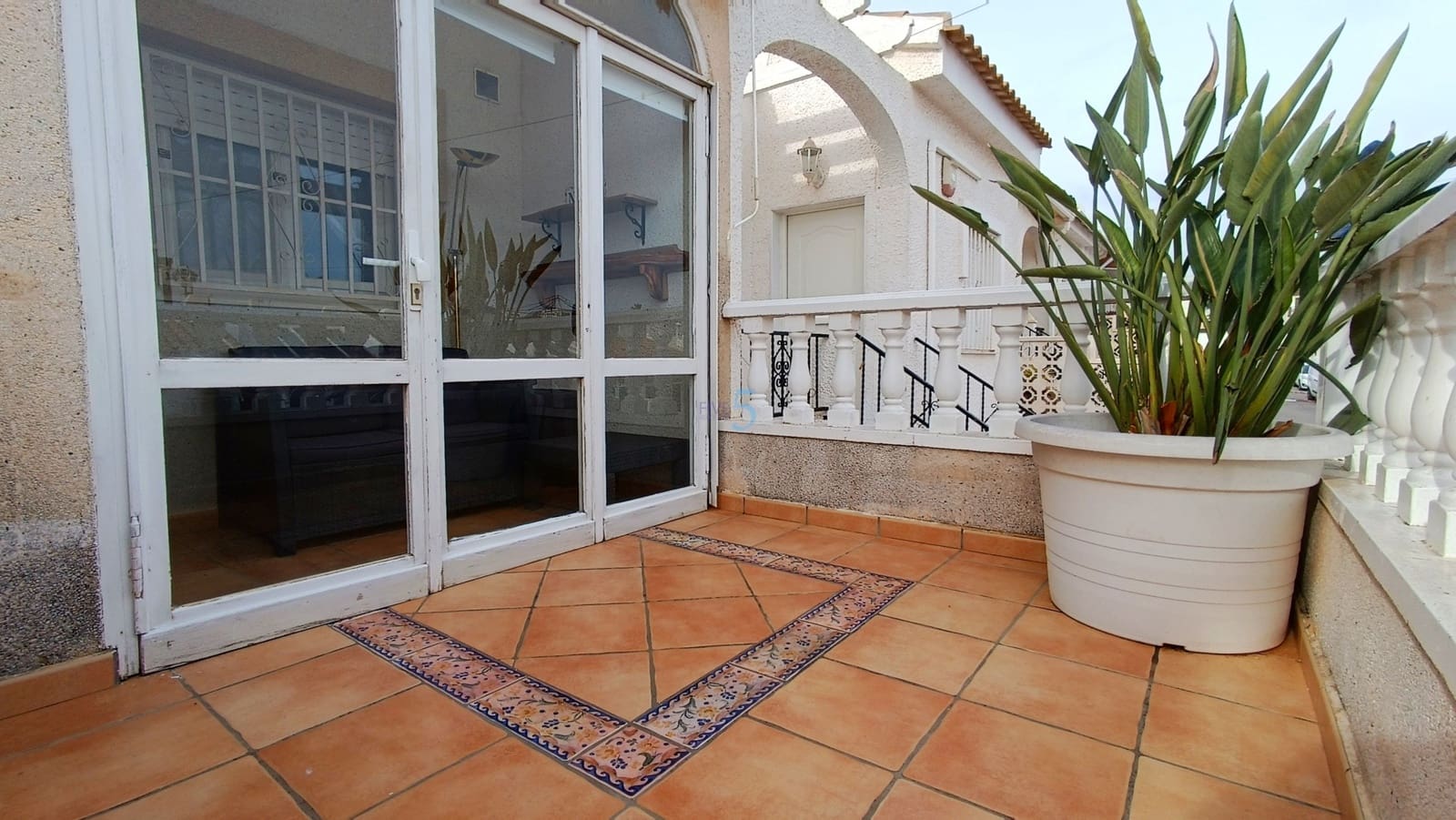 2 makuuhuone Huvila myytävänä paikassa Ciudad Quesada mukana uima-altaan - 165 000 € (Ref: 9484067)