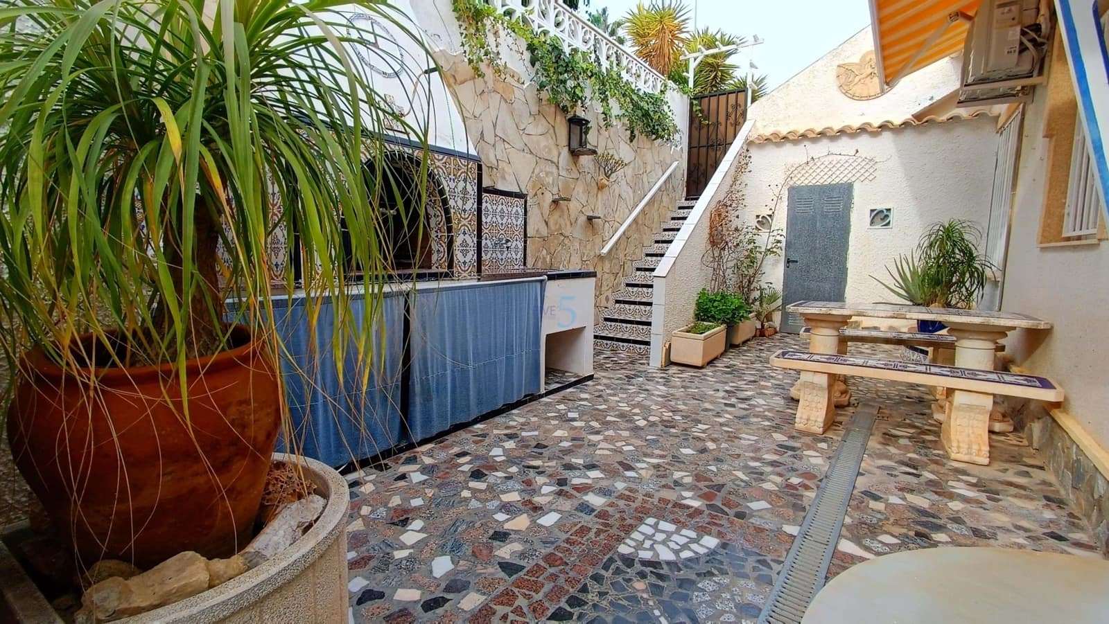 2 makuuhuone Huvila myytävänä paikassa Ciudad Quesada mukana uima-altaan - 165 000 € (Ref: 9484067)